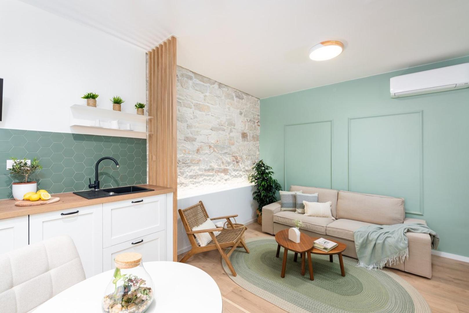 New Premium Apartment Rivetta ポレッチ エクステリア 写真