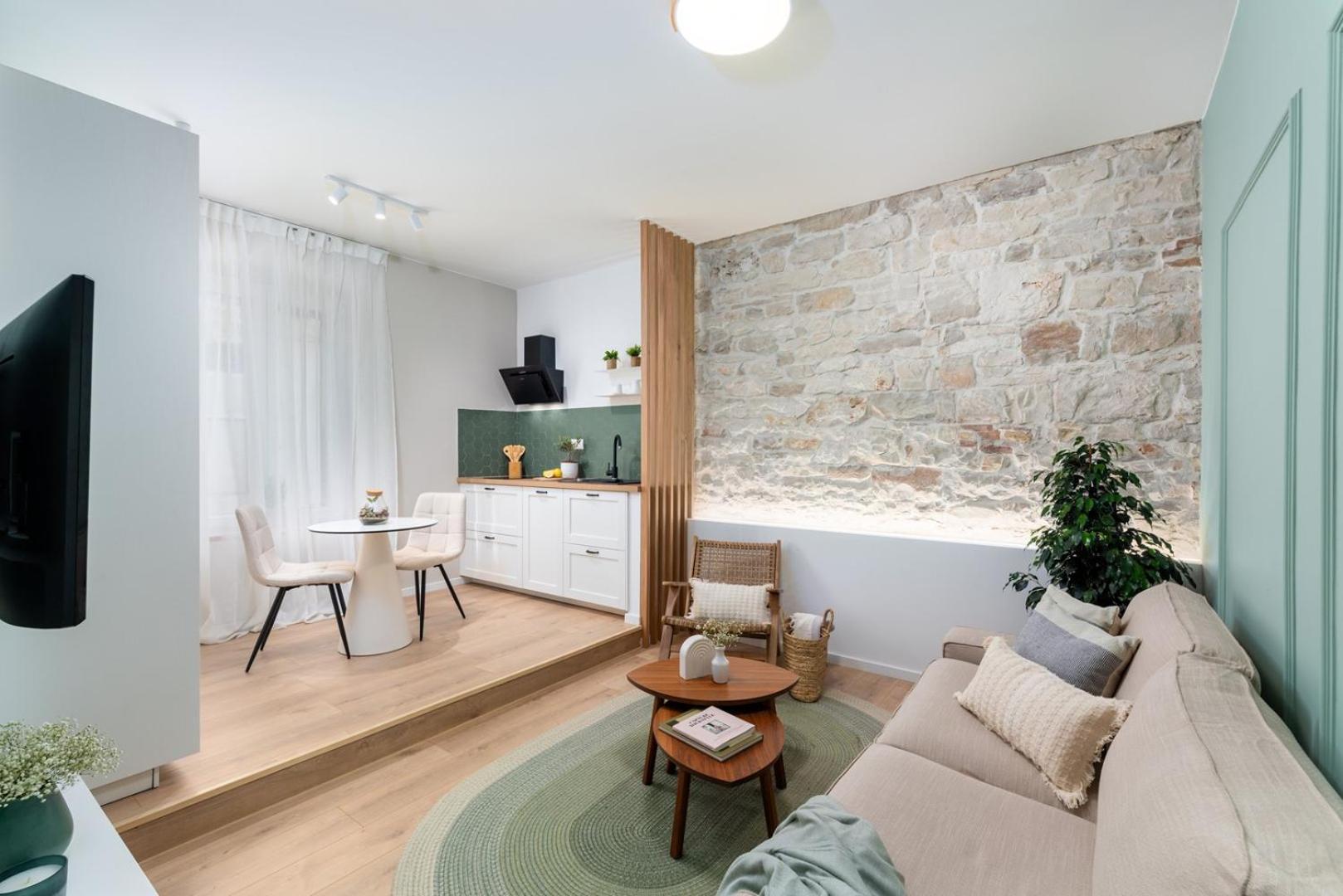 New Premium Apartment Rivetta ポレッチ エクステリア 写真